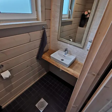 Puhkekuela Camping Ermistu