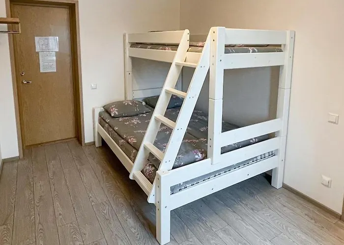 キャンプ場 Puhkekuela Ermistu